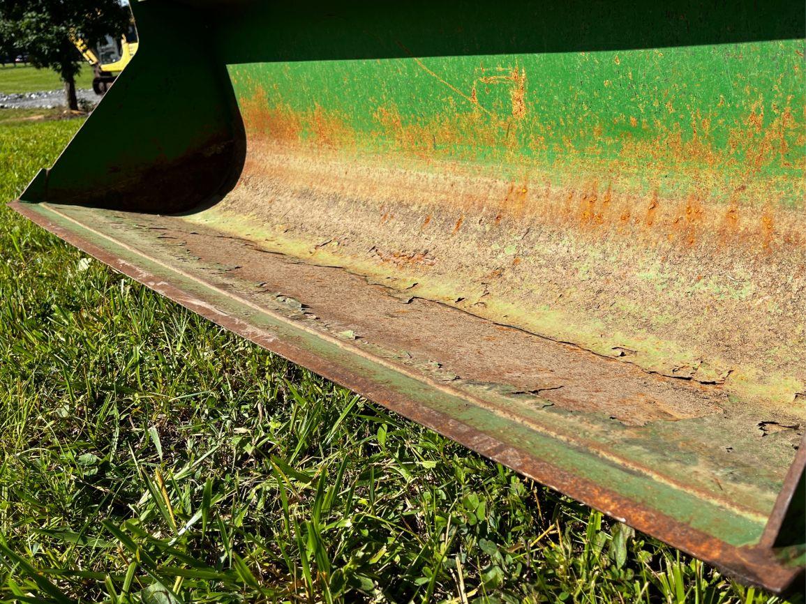 2014 JOHN DEERE 3038E Farm Tractor