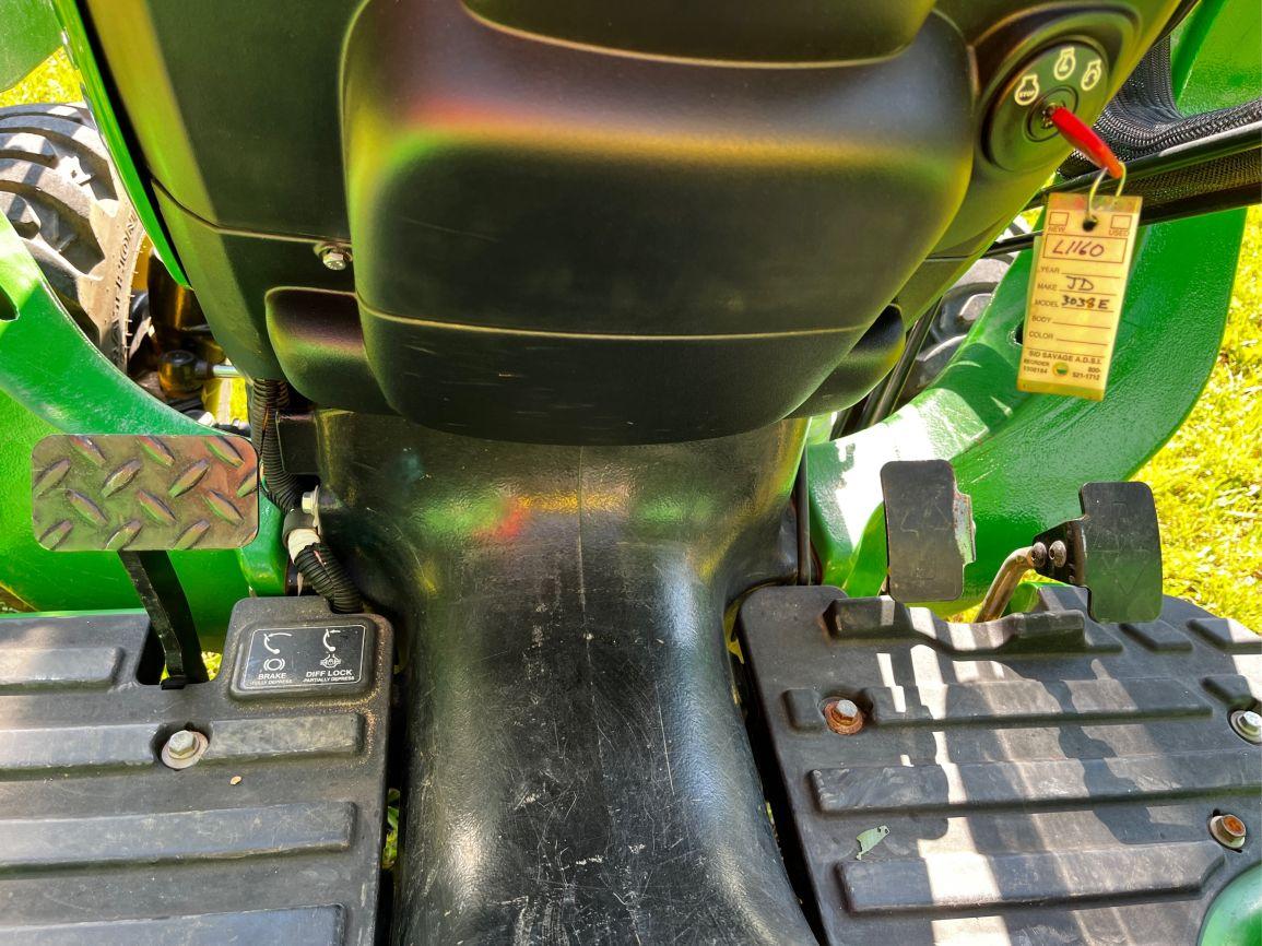 2014 JOHN DEERE 3038E Farm Tractor