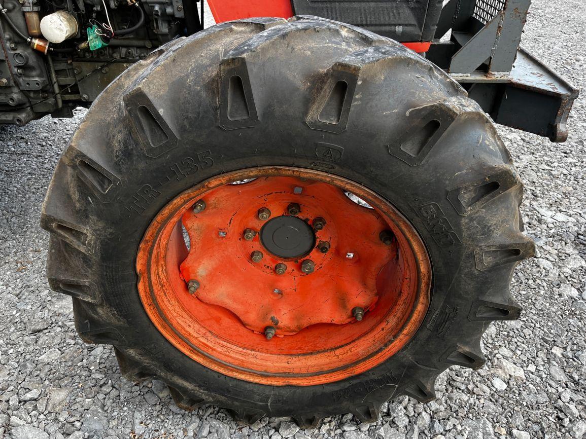Kubota M95S Farm Tractor