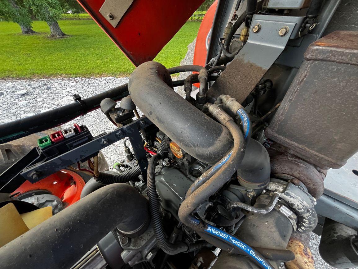 Kubota M95S Farm Tractor