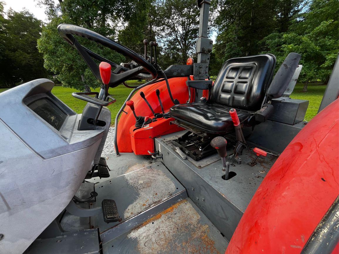 Kubota M95S Farm Tractor