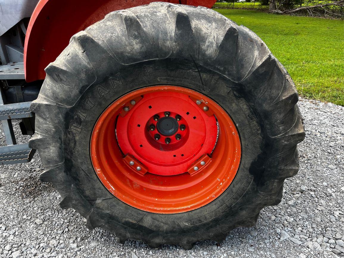 Kubota M95S Farm Tractor