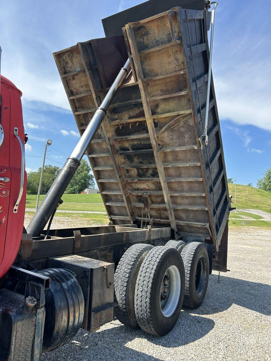 1977 Mack R686ST T/A Dump Truck