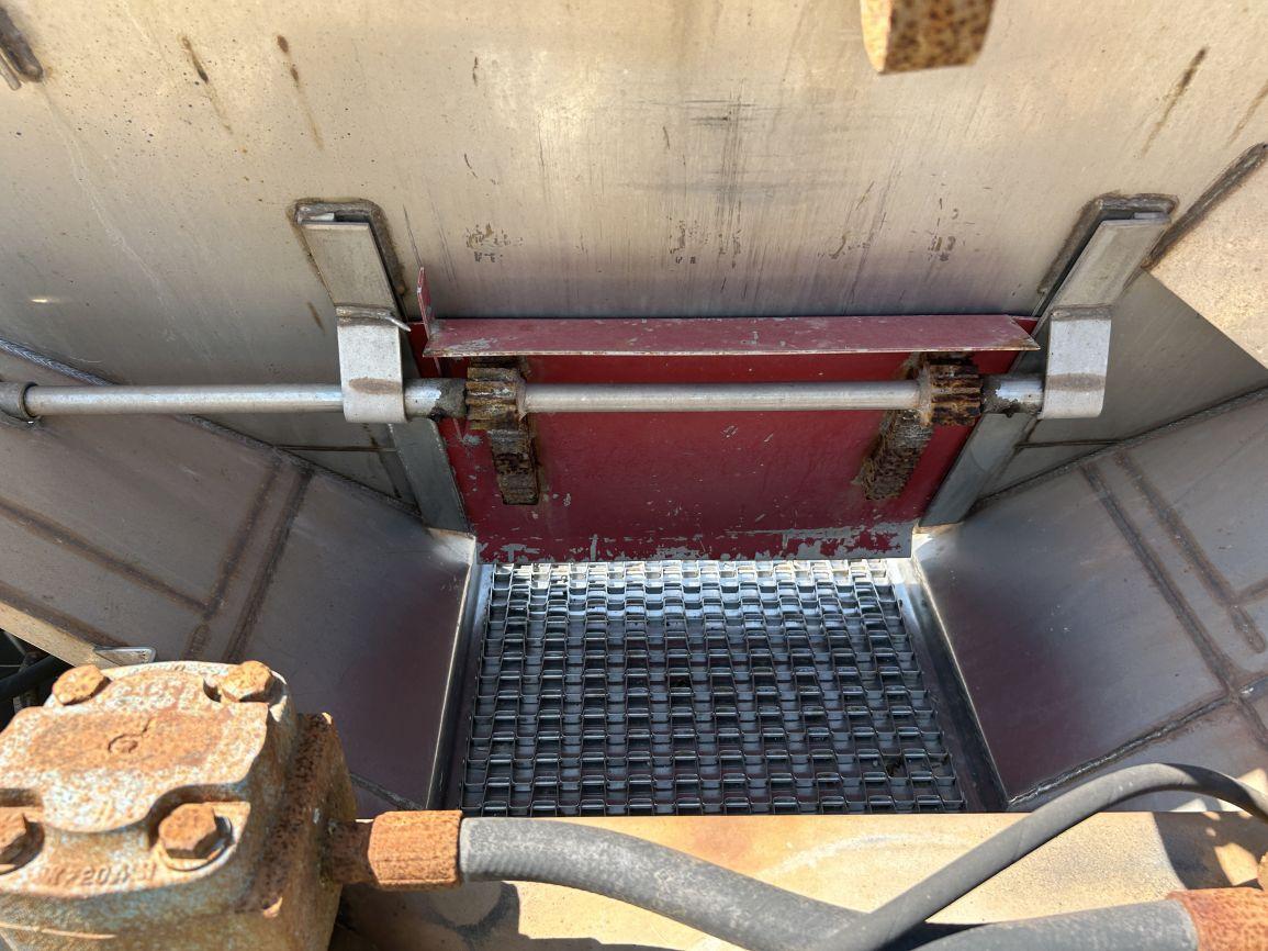BBI 12’ Stainless Spreader Body