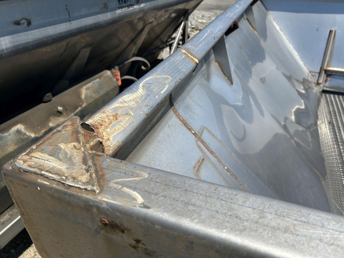 BBI 12’ Stainless Spreader Body