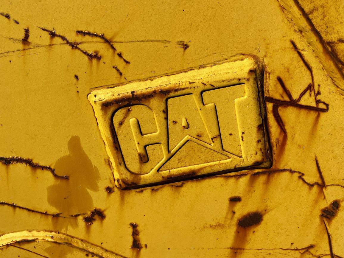 2006  CAT  32”  Excavator Bucket w/ Teeth