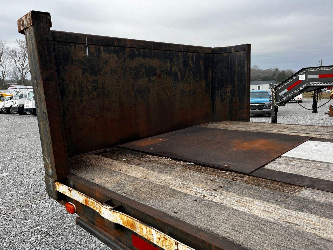 1974  T/A  25’  Flatbed Trailer