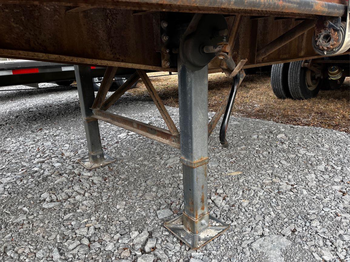 1974  T/A  25’  Flatbed Trailer