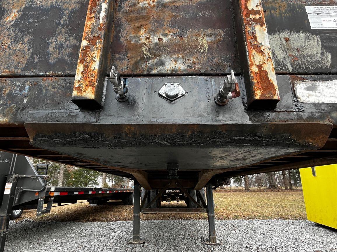 1974  T/A  25’  Flatbed Trailer