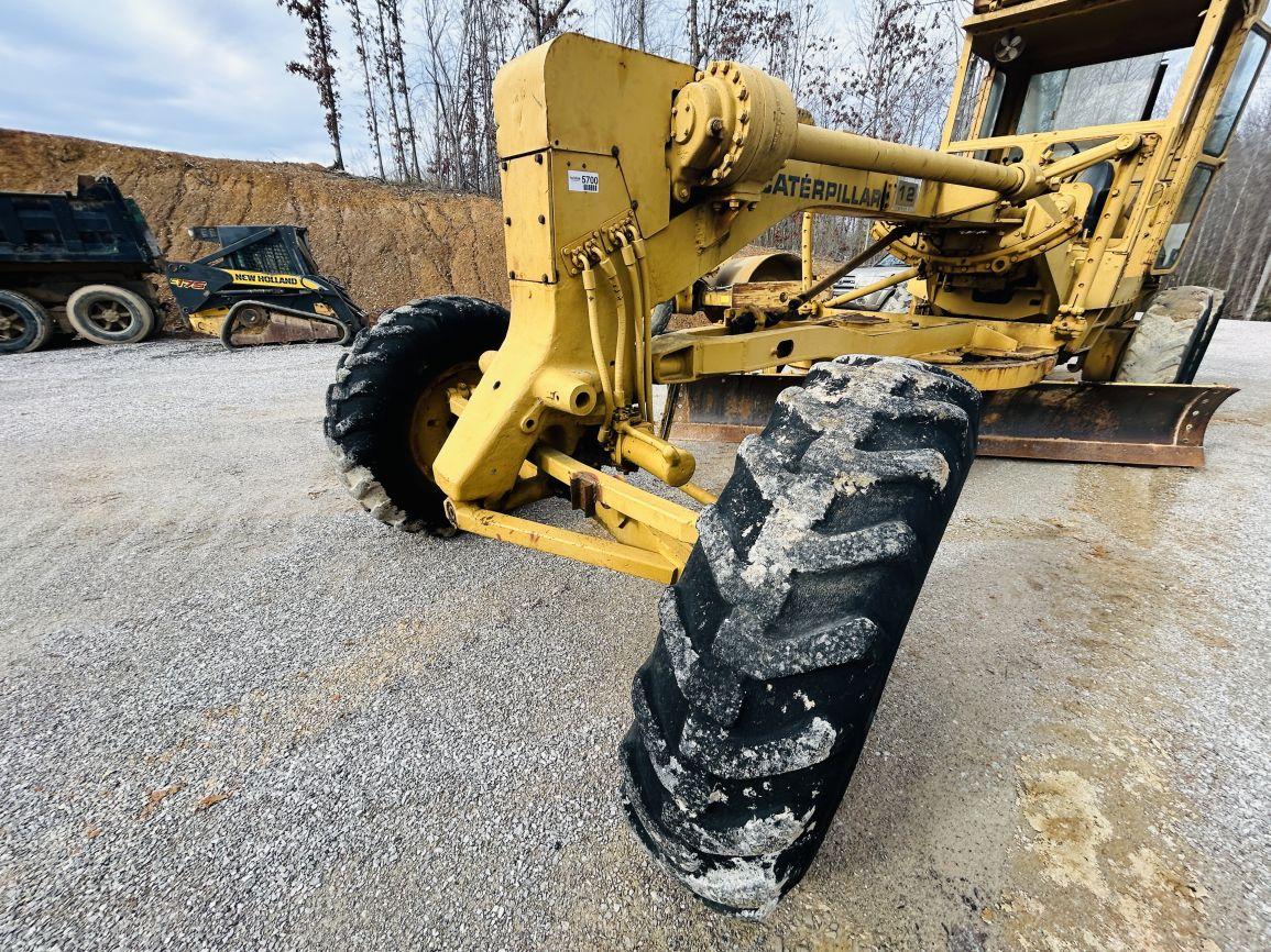 1969  CAT  12F  Motor Grader