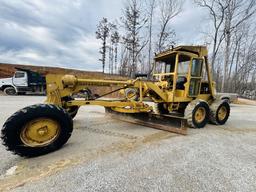 1969  CAT  12F  Motor Grader
