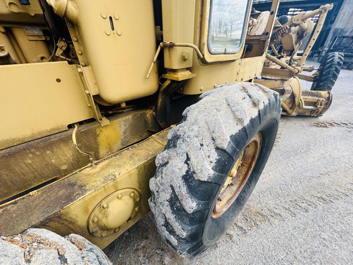 1969  CAT  12F  Motor Grader