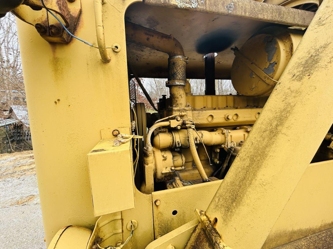 1969  CAT  12F  Motor Grader