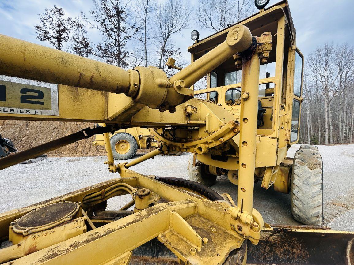1969  CAT  12F  Motor Grader