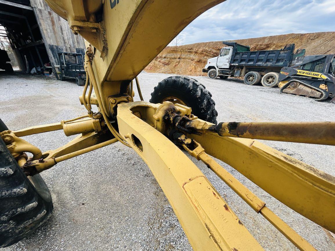 1969  CAT  12F  Motor Grader