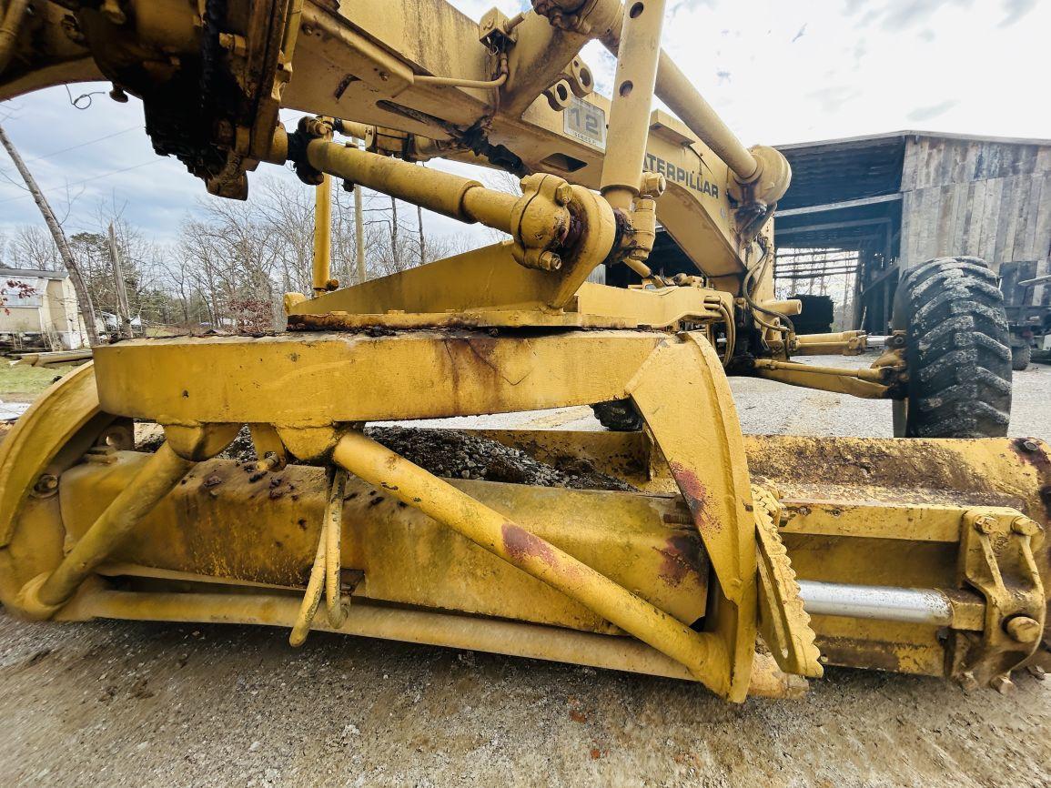 1969  CAT  12F  Motor Grader