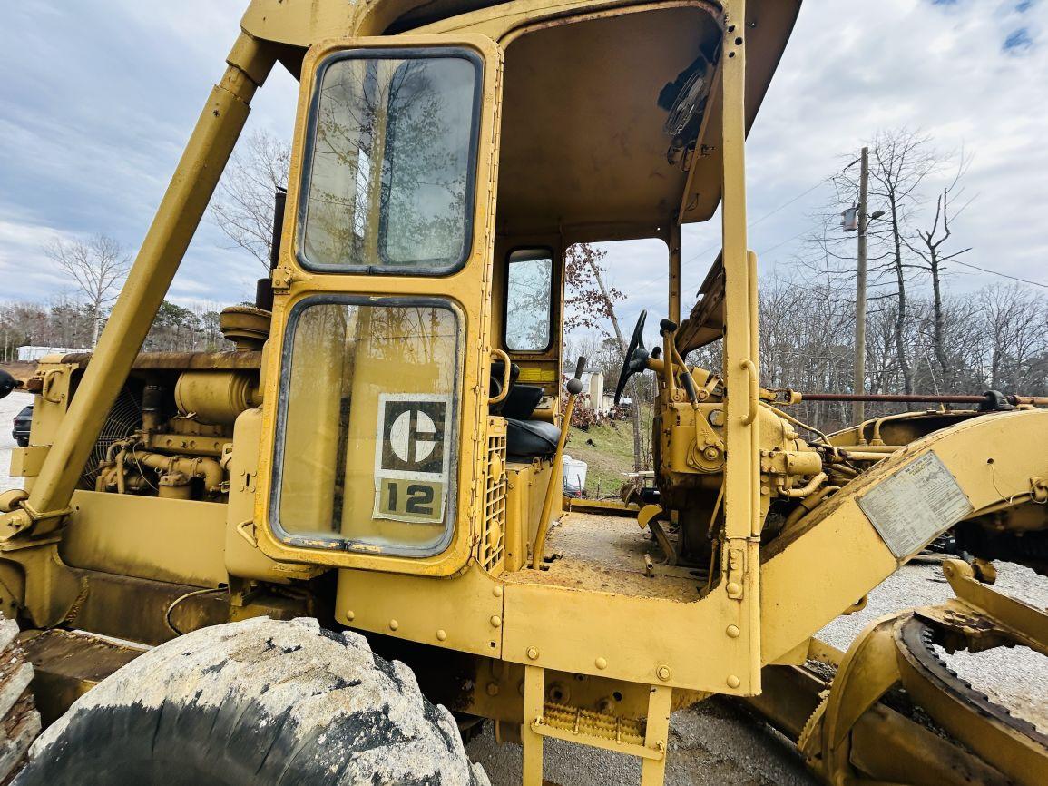 1969  CAT  12F  Motor Grader