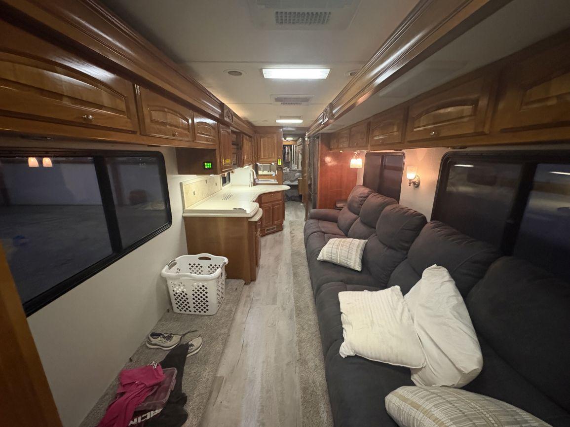 2007  Holiday Rambler  Scepter  T/A  Motorhome