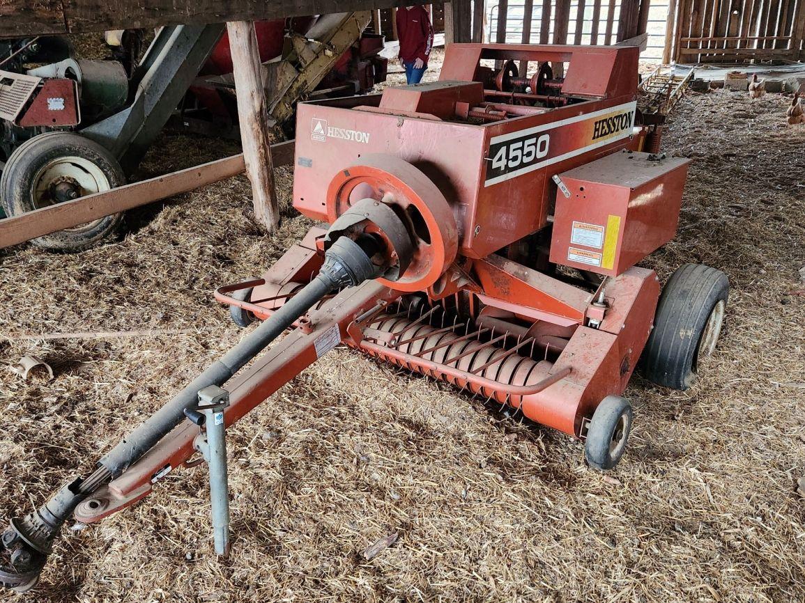Hesston  4550  Square Baler