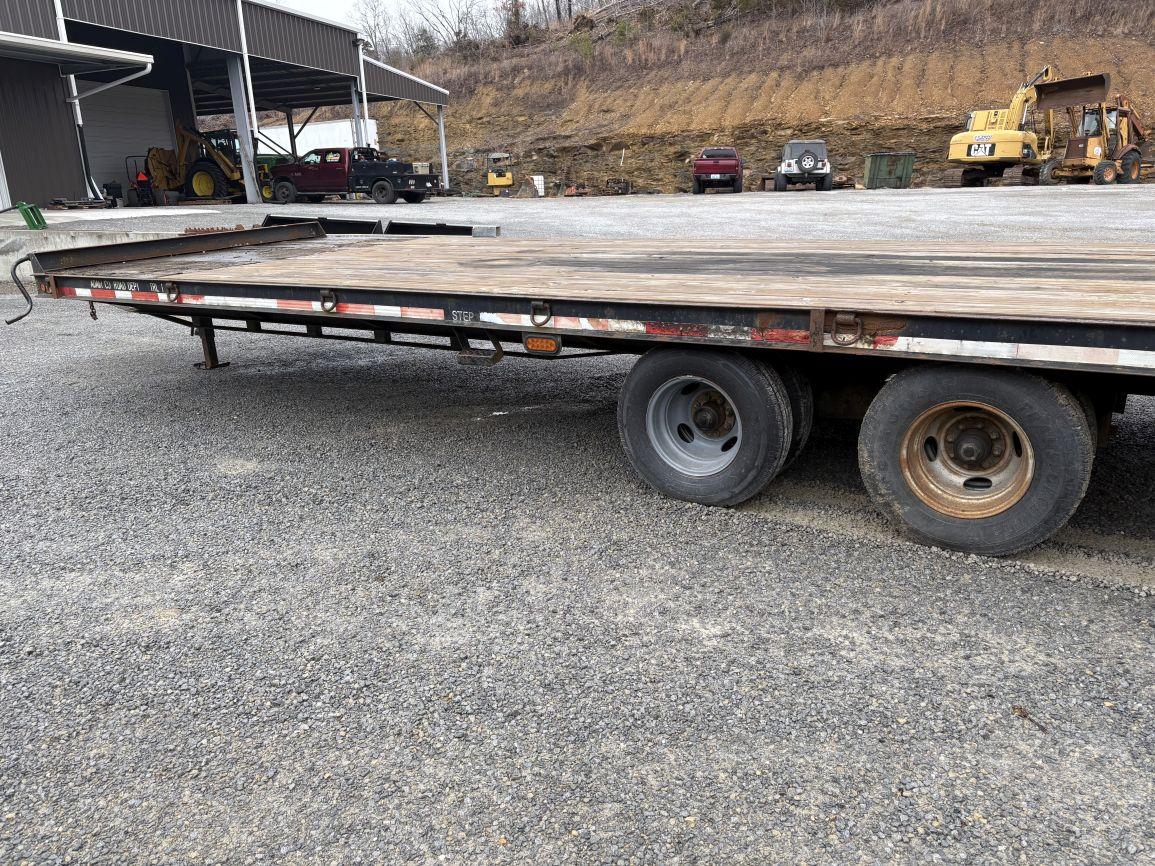 2006  Leitchfield  Dual T/A  Equipment Trailer