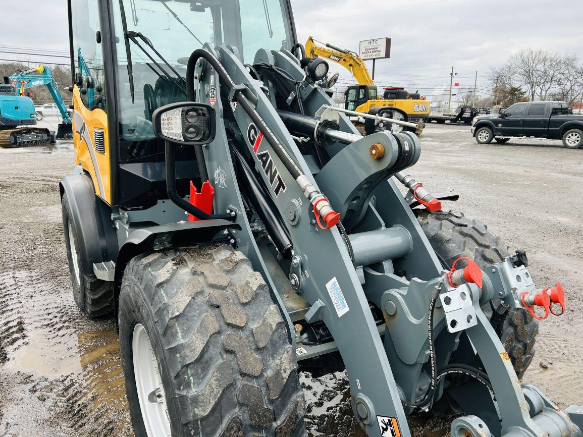 2022   Giant  G5000DC Z-HEF   Wheel Loader