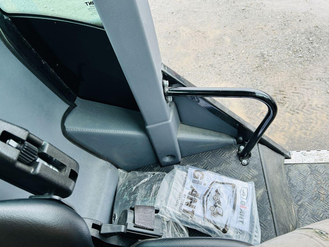 2022   Giant  G5000DC Z-HEF   Wheel Loader