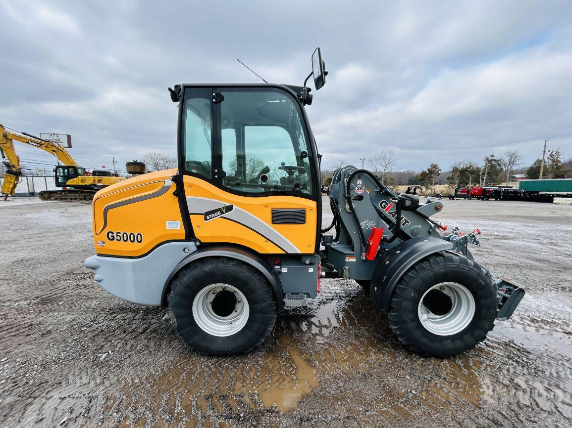 2022   Giant  G5000DC Z-HEF   Wheel Loader