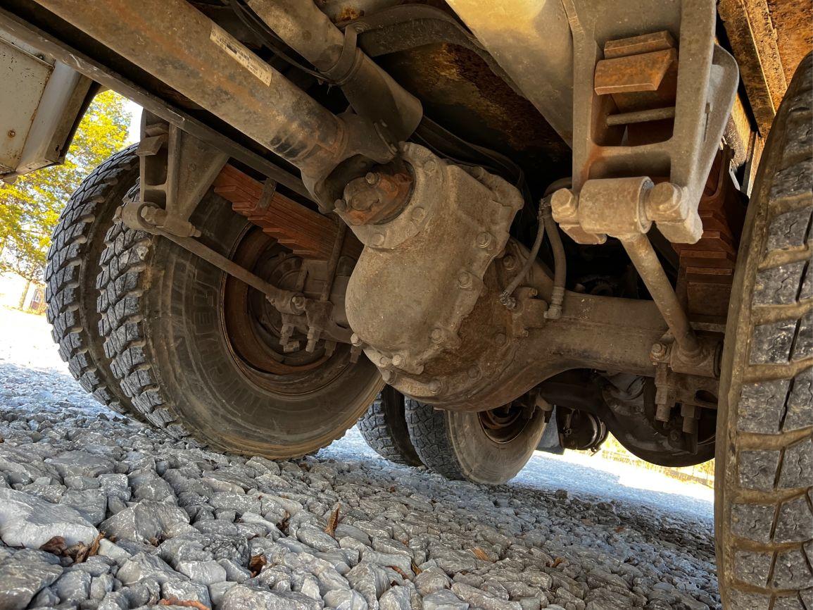 2009  INTERNATIONAL  DURASTAR 4400  T/A  Bucket Truck
