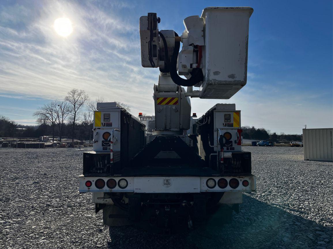 2009  INTERNATIONAL  DURASTAR 4400  T/A  Bucket Truck