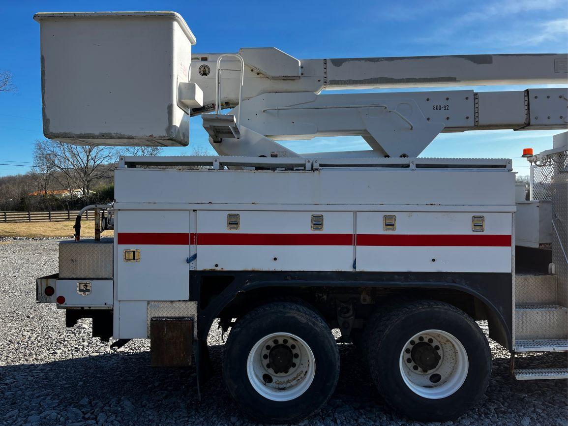 2009  INTERNATIONAL  DURASTAR 4400  T/A  Bucket Truck