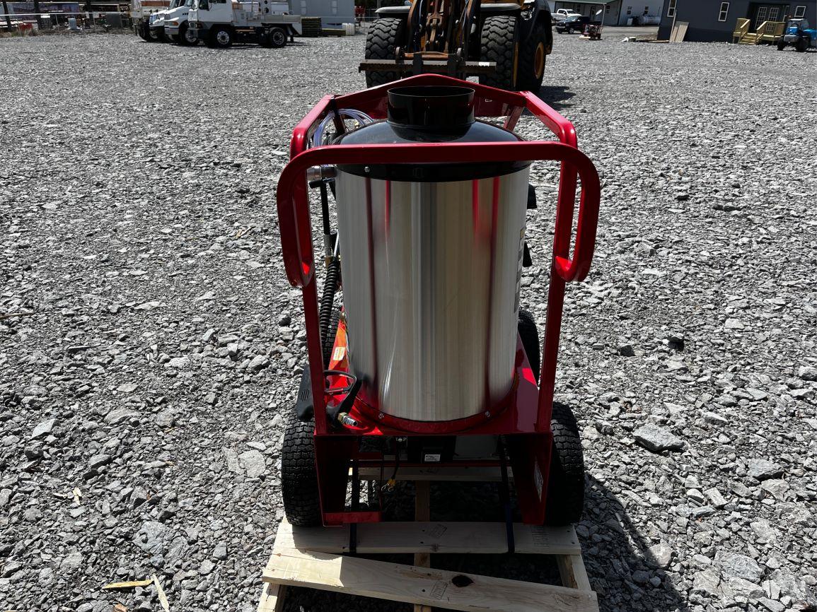 New  2025  EASY-KLEEN  GS18   Steam / Pressure Washer
