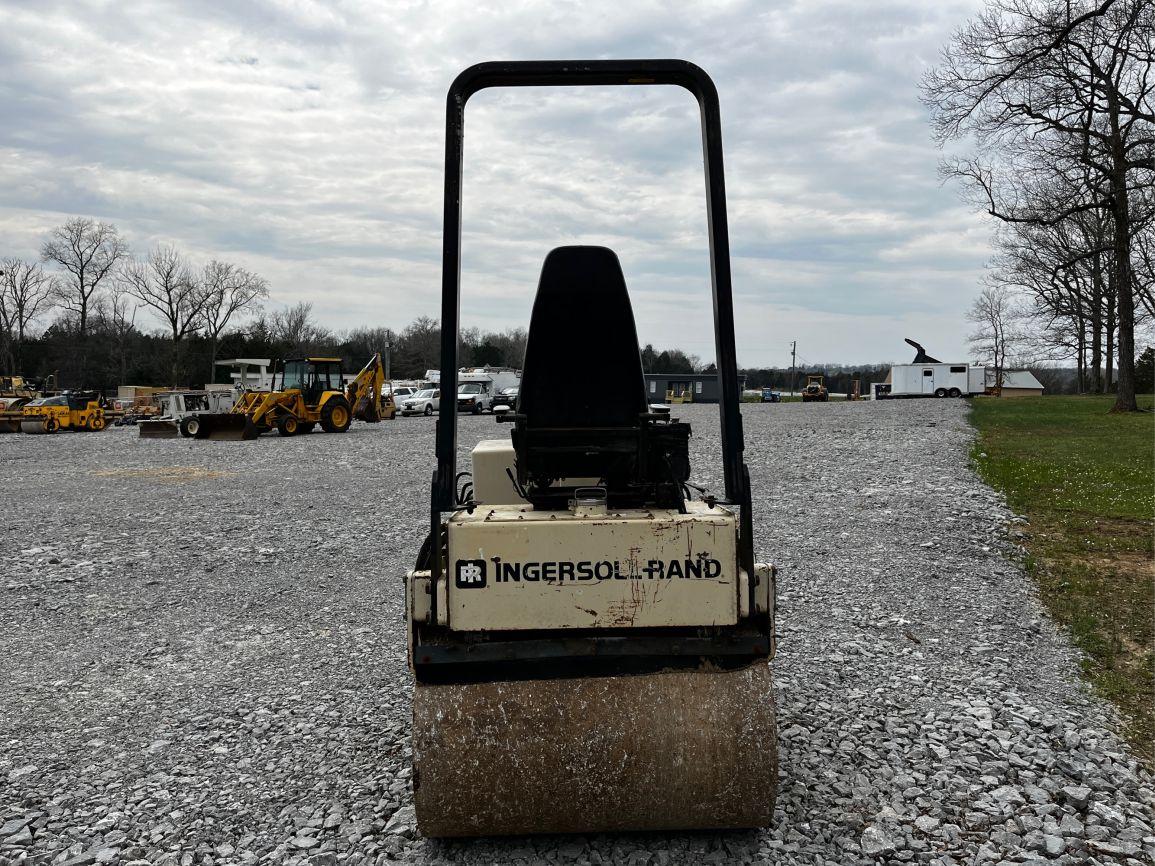 INGERSOLLRAND  DD-24  Vibratory Smooth Drum Compactor