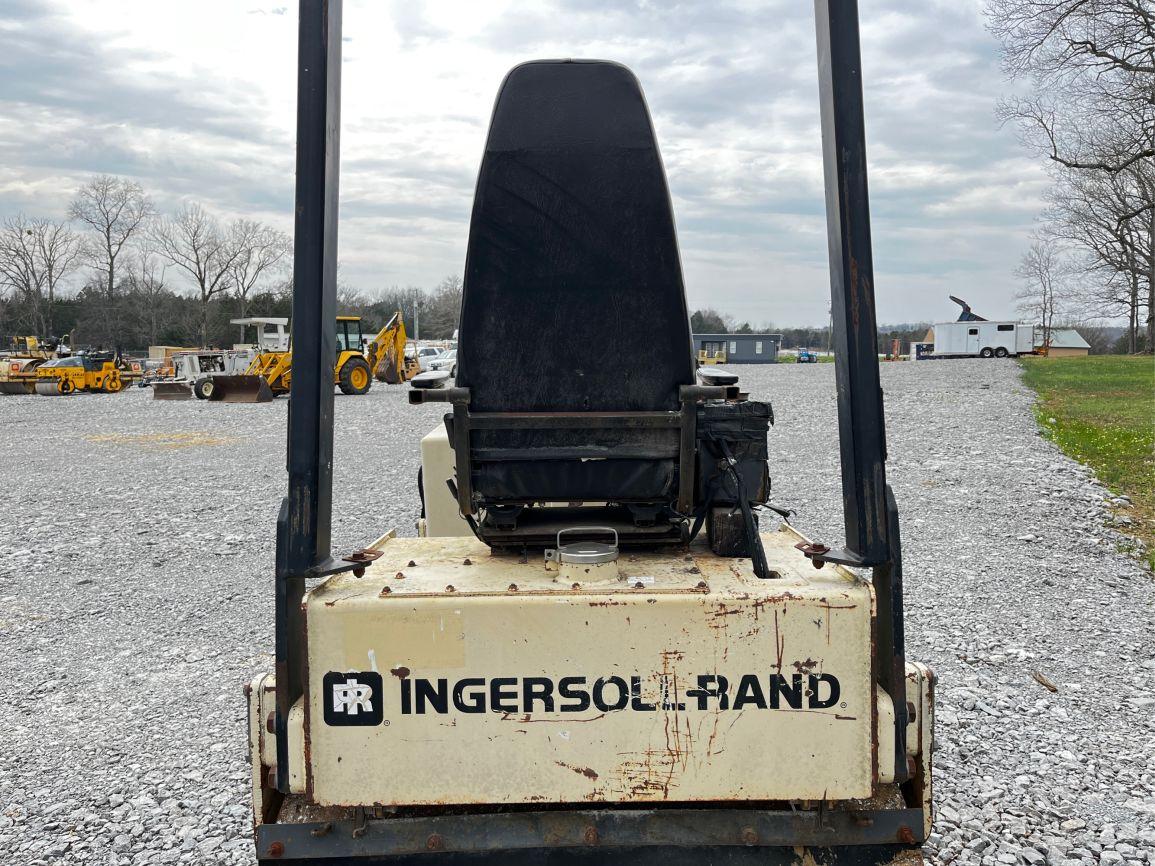 INGERSOLLRAND  DD-24  Vibratory Smooth Drum Compactor