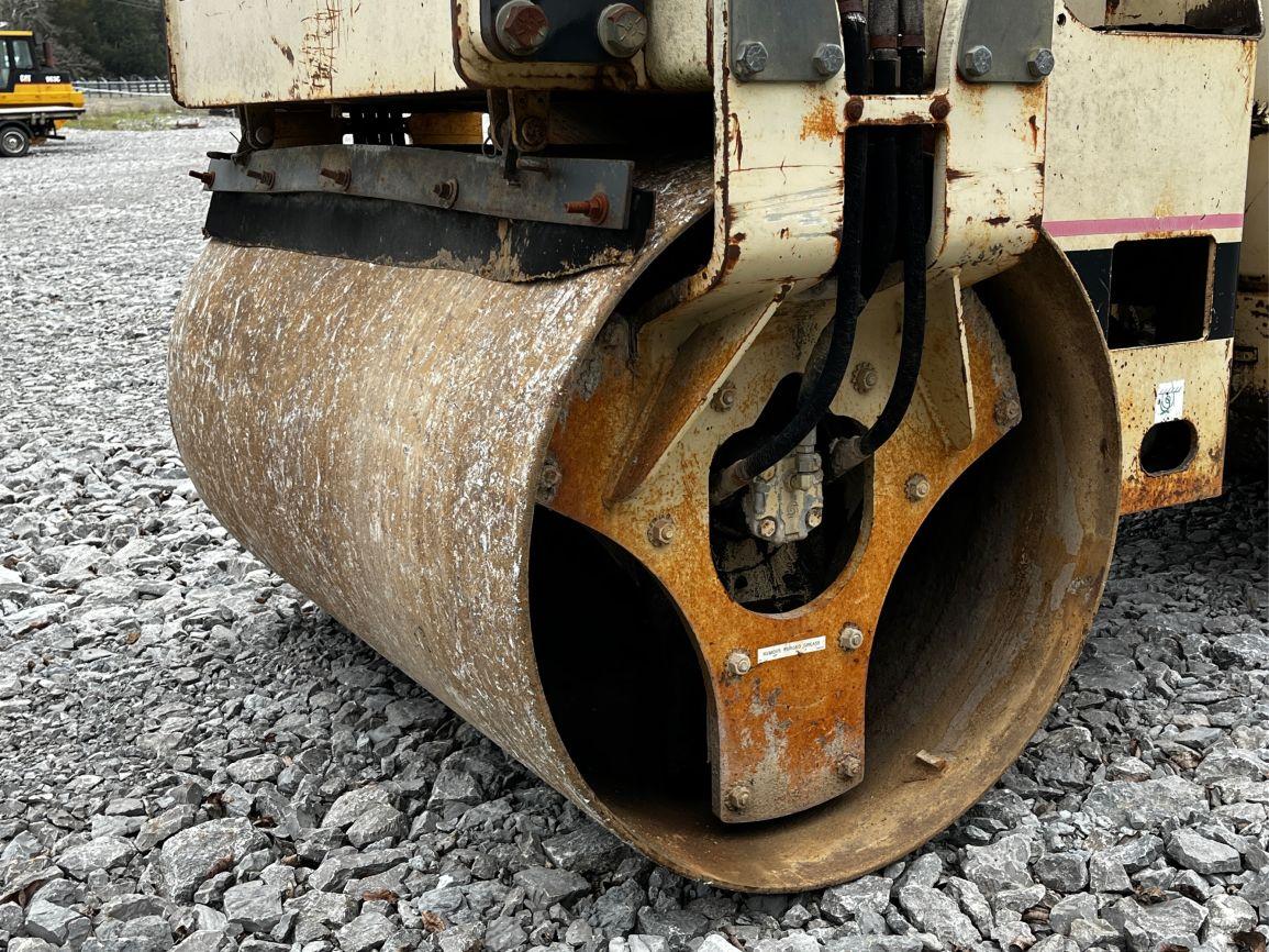 INGERSOLLRAND  DD-24  Vibratory Smooth Drum Compactor