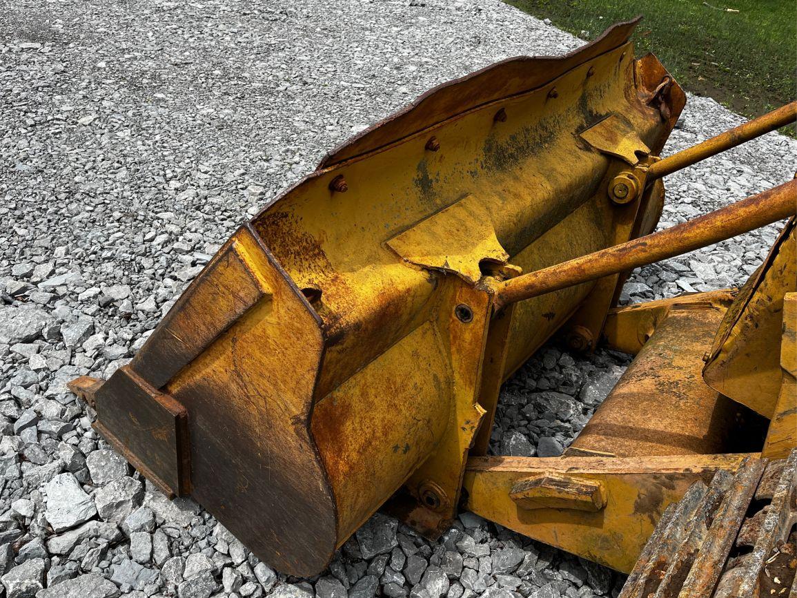 CAT  941B  Crawler Loader