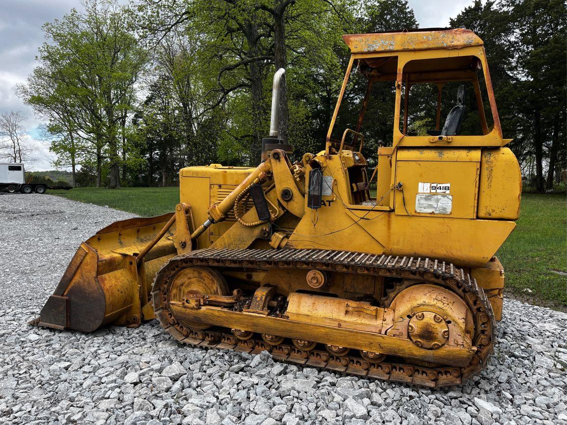 CAT  941B  Crawler Loader