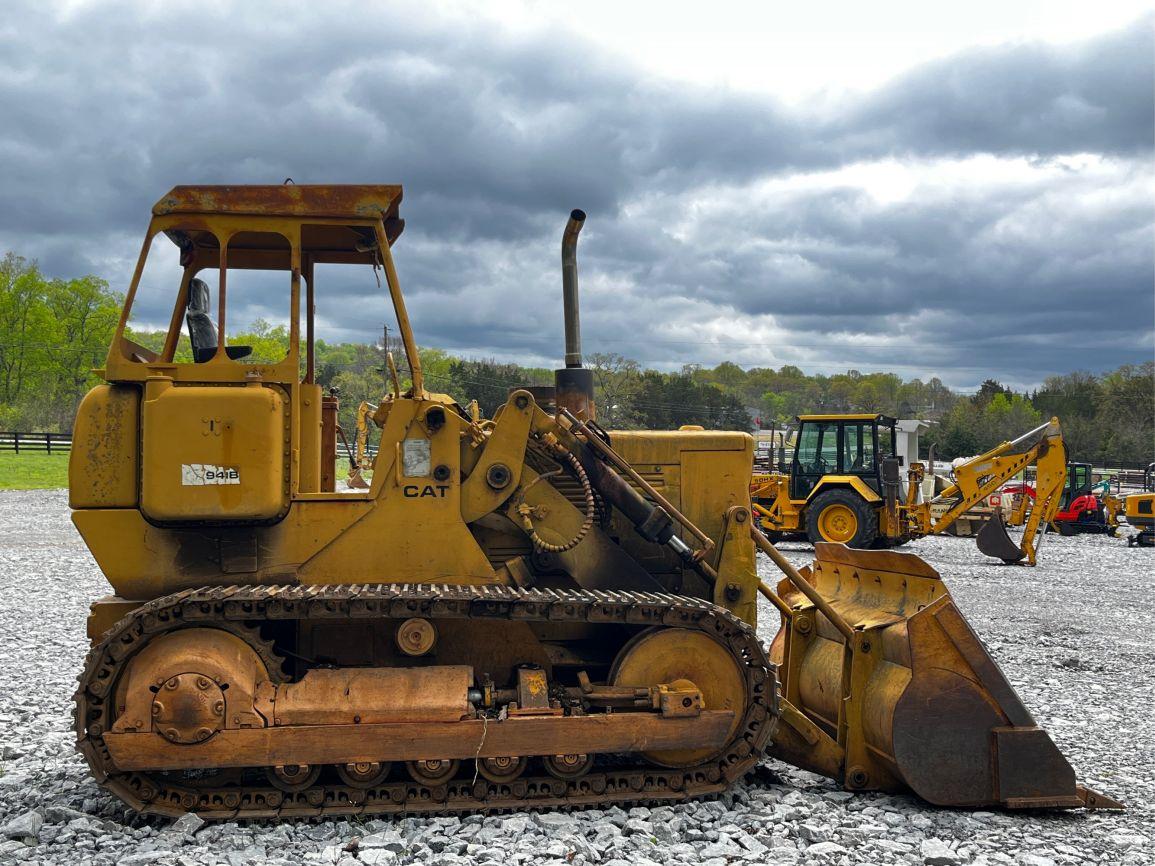 CAT  941B  Crawler Loader