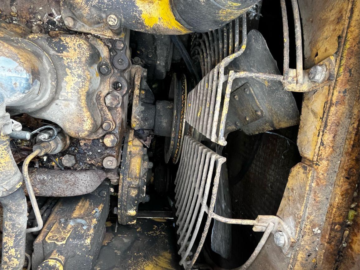 CAT  941B  Crawler Loader