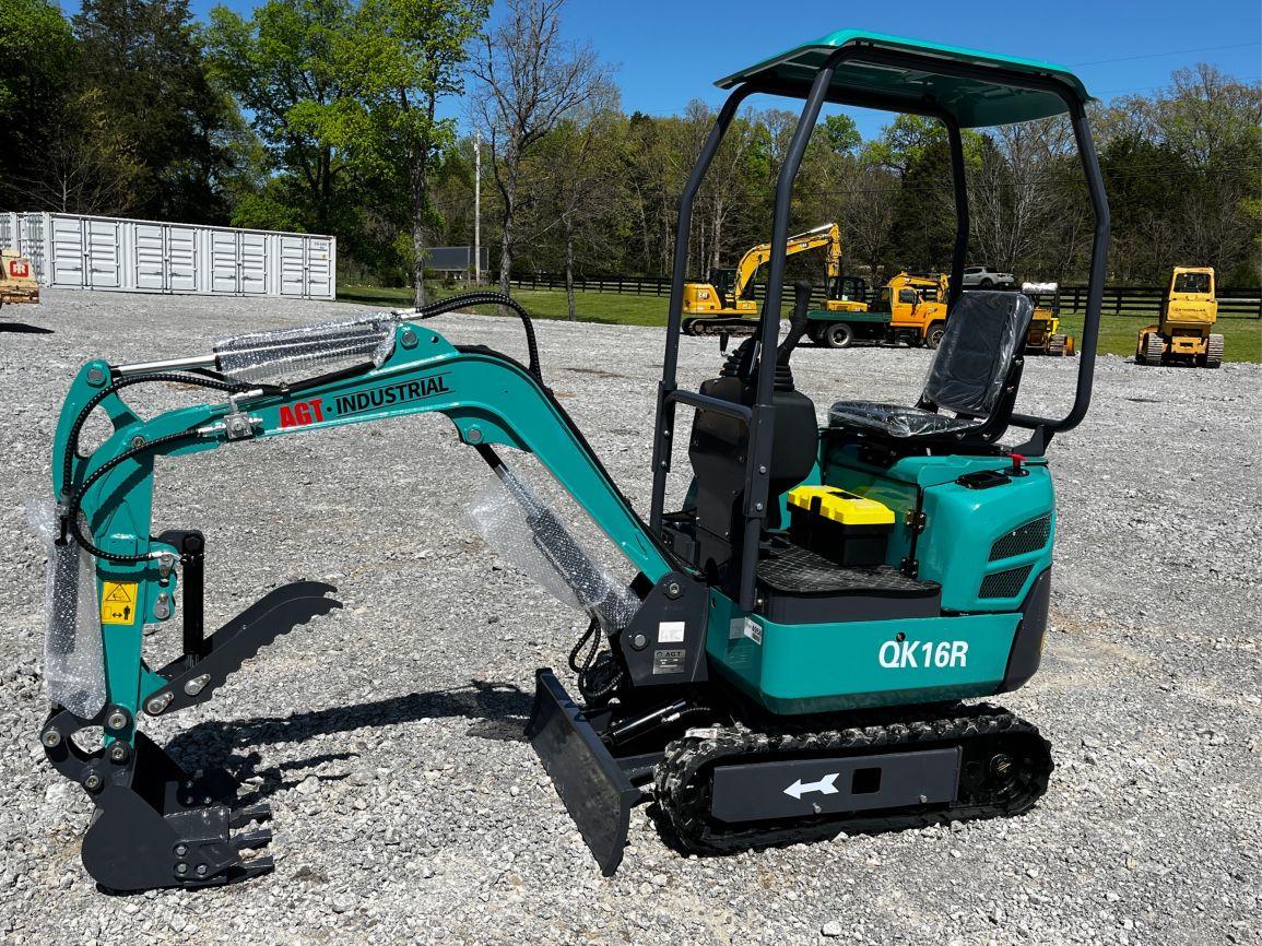 Unused 2025 AGT QK16R Mini Excavator