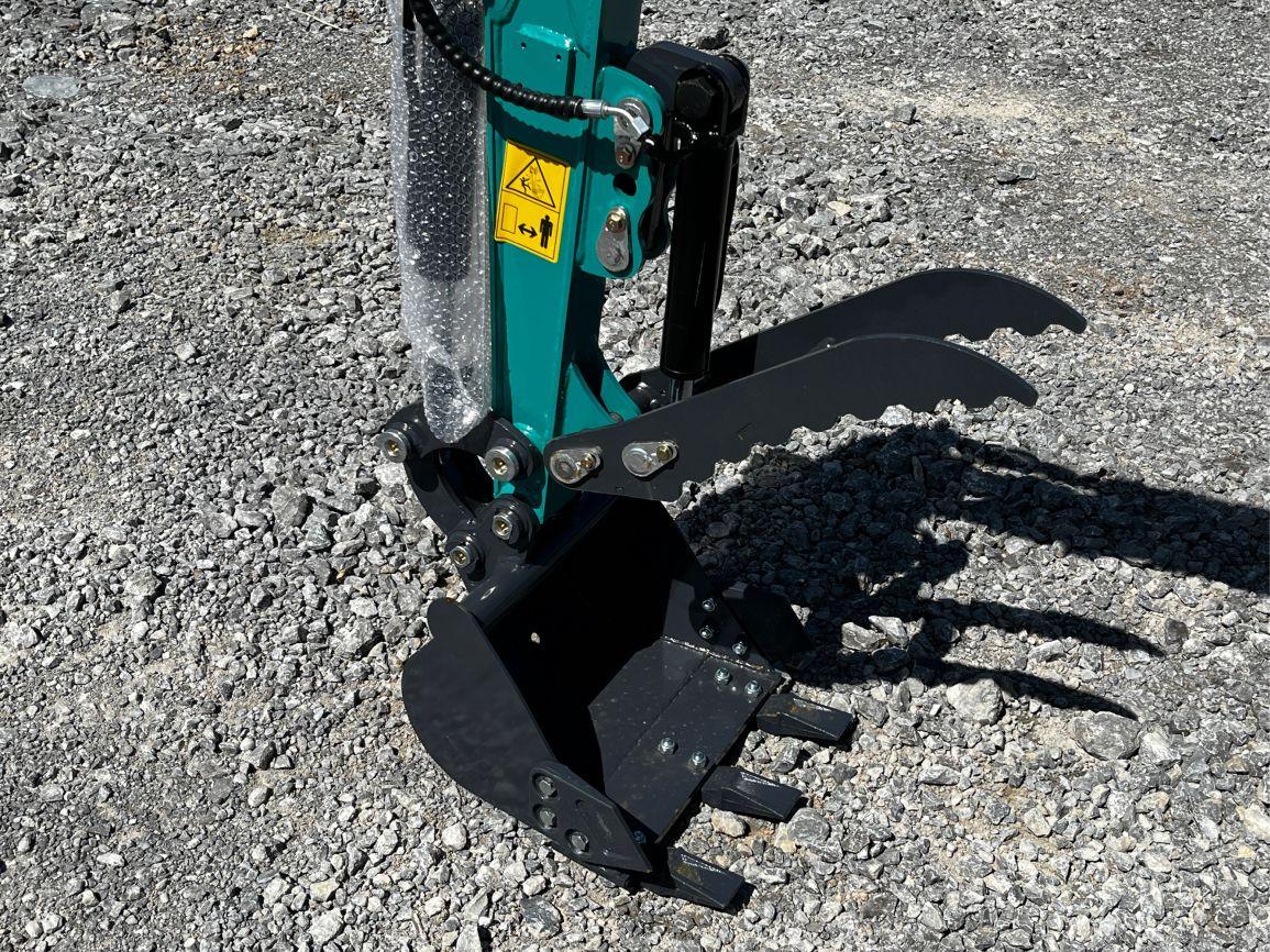 Unused 2025 AGT QK16R Mini Excavator