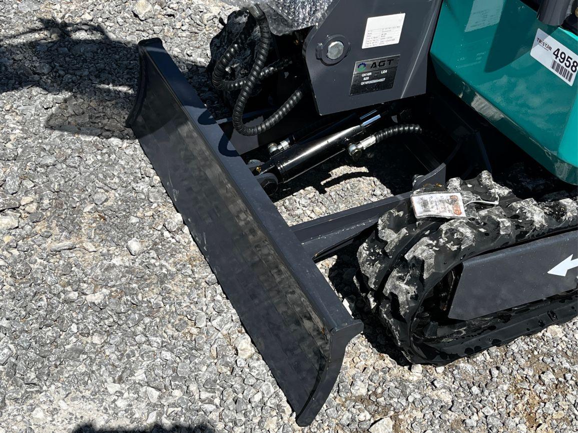 Unused 2025 AGT QK16R Mini Excavator