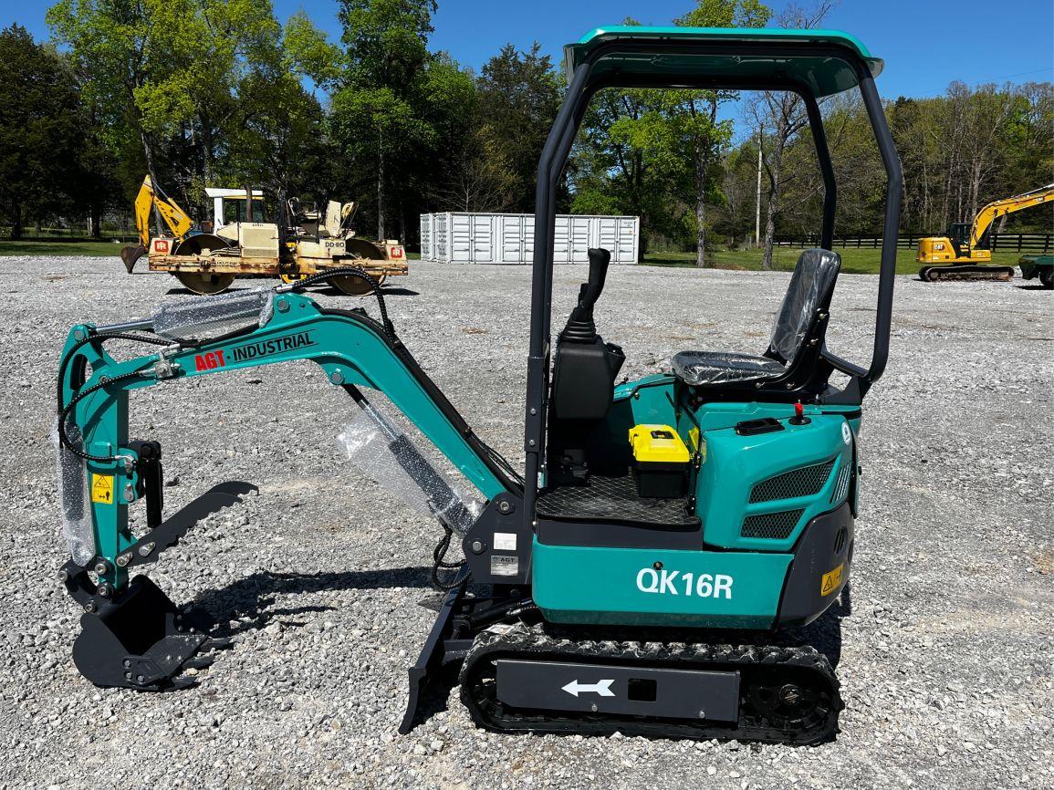 Unused 2025 AGT QK16R Mini Excavator