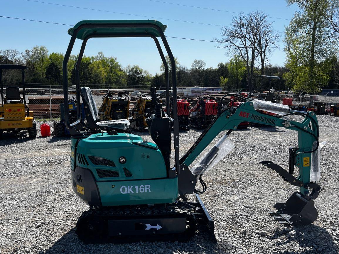 Unused 2025 AGT QK16R Mini Excavator