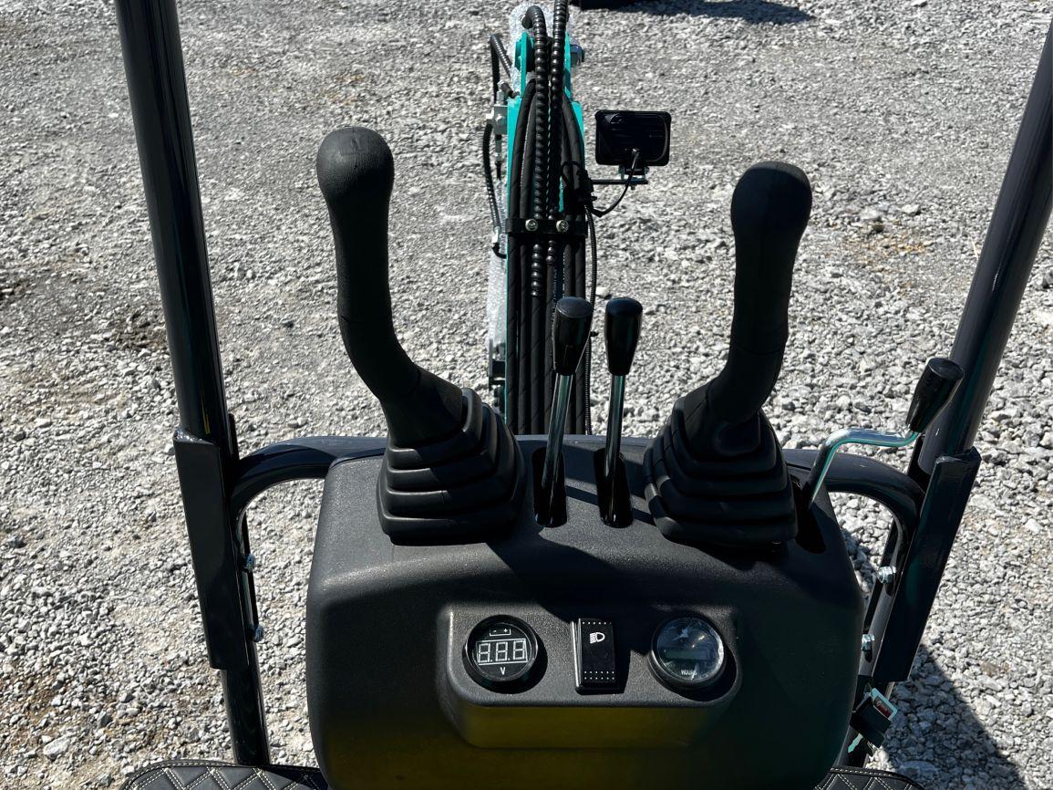 Unused 2025 AGT QK16R Mini Excavator