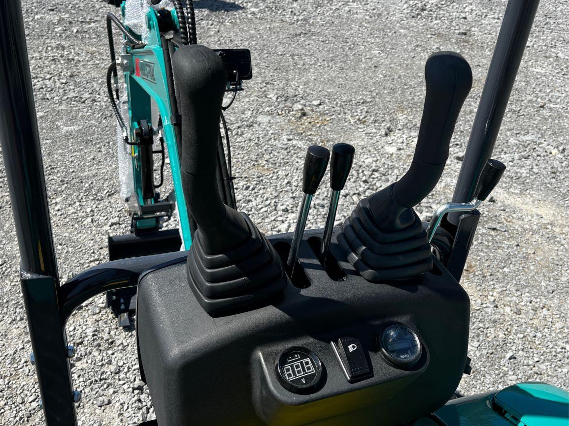 Unused 2025 AGT QK16R Mini Excavator
