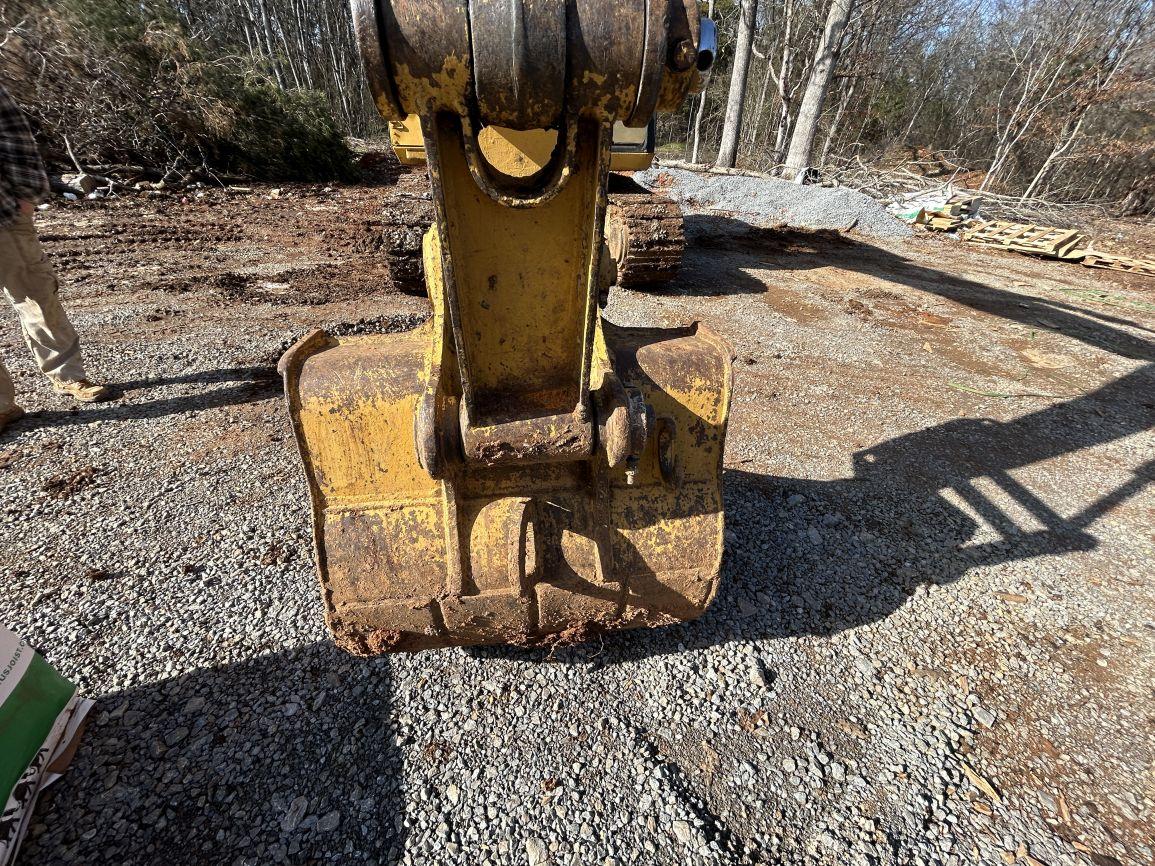 1989  CAT  E120B  Hydraulic Excavator