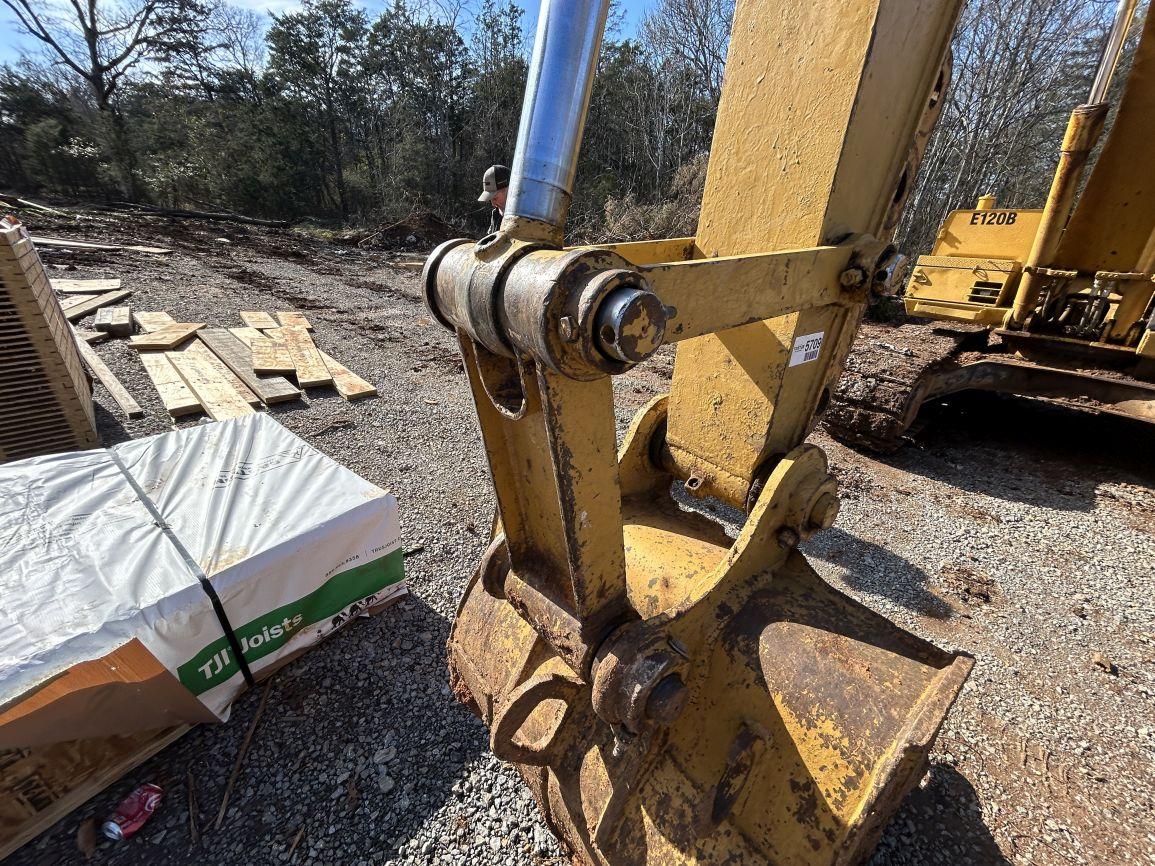 1989  CAT  E120B  Hydraulic Excavator