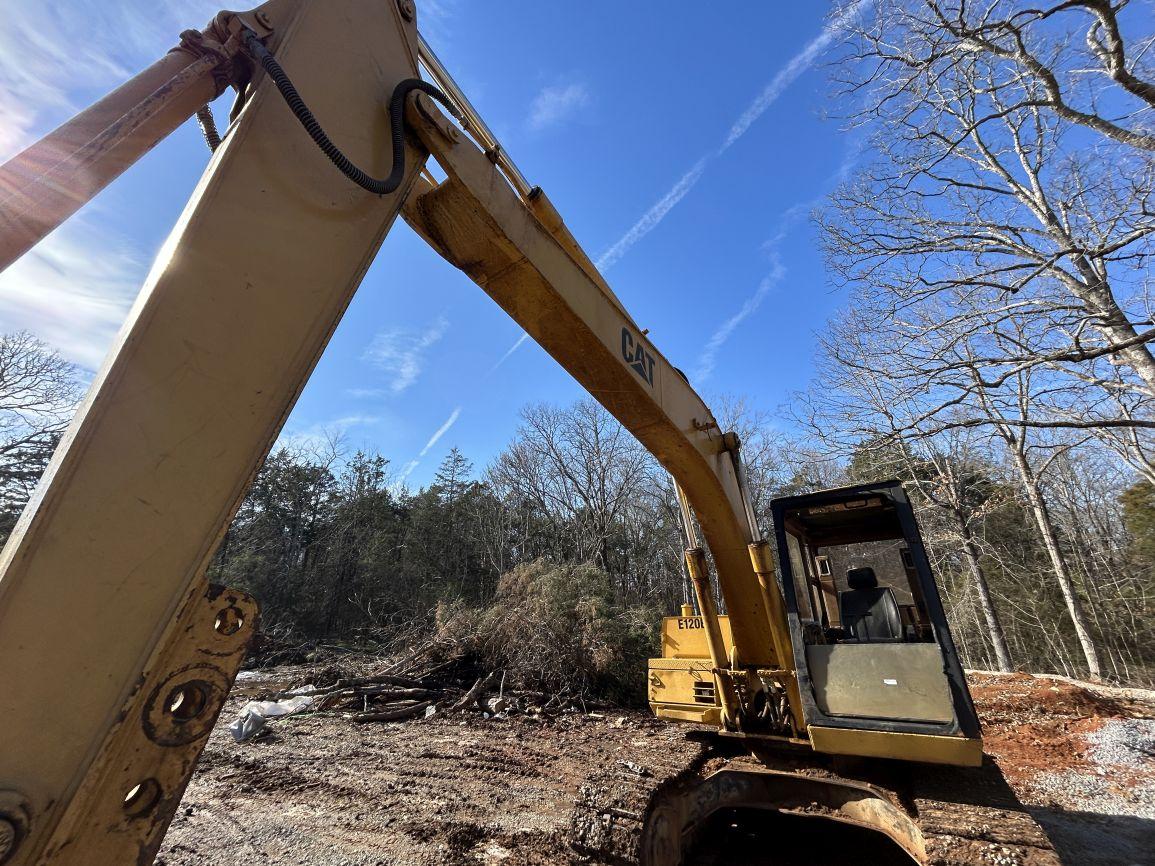 1989  CAT  E120B  Hydraulic Excavator