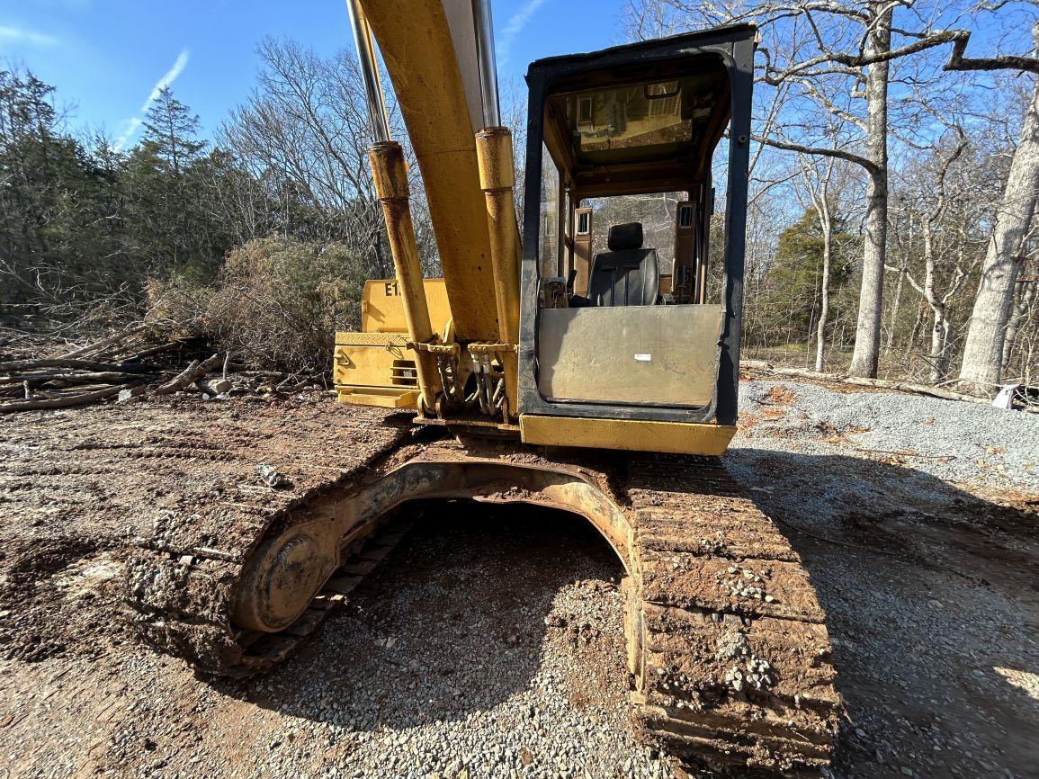 1989  CAT  E120B  Hydraulic Excavator