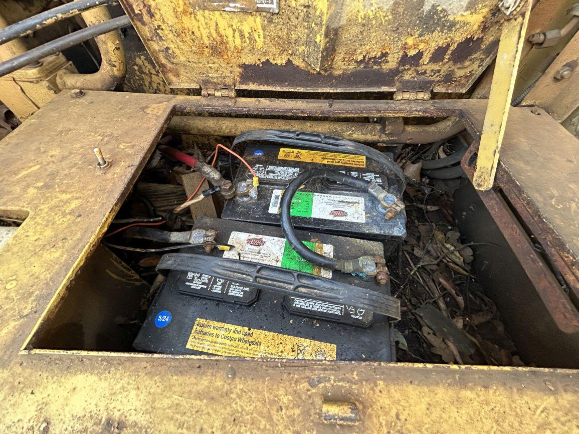 1989  CAT  E120B  Hydraulic Excavator